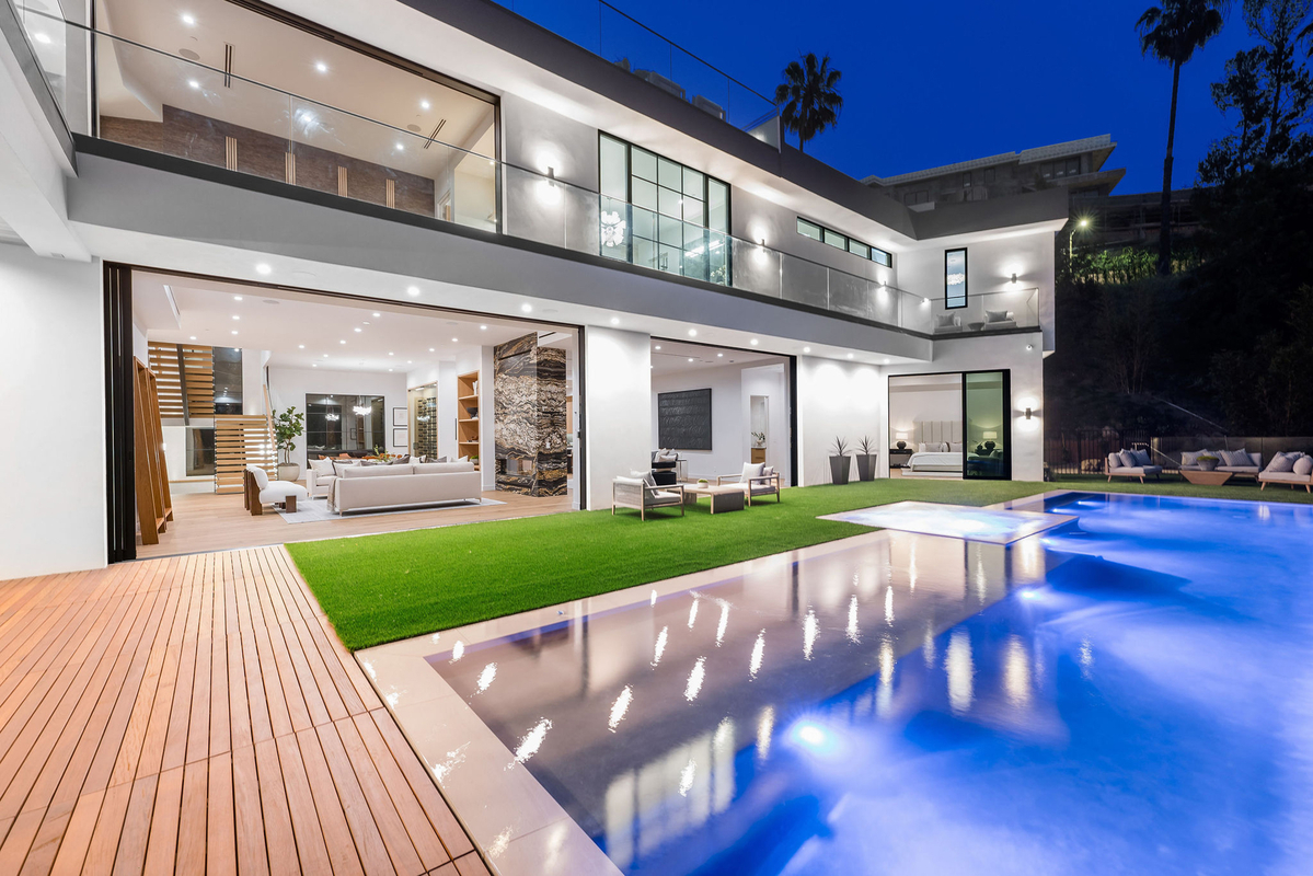 Luxury Homes in Beverly Hills